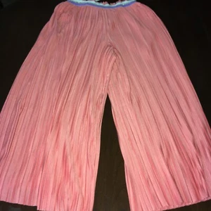 boden girl 11/12 pink pleated capri Pants Flare new With Tag - Picture 1 of 9