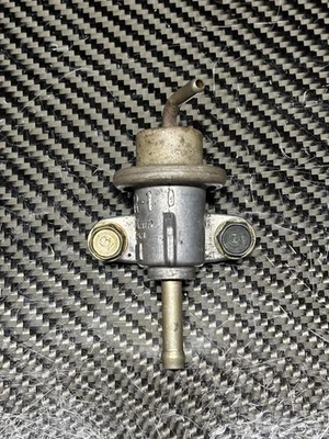 92-95 Honda Civic Fuel Pressure Regulator FPR D16Z6 D15b7 Ex Si Dx Lx OEM - Image 1 of 4