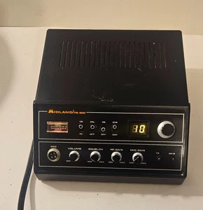 MIDLAND 76-300 Vintage Base Station Radio Tested and works. - Afbeelding 1 van 8