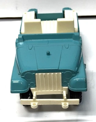 Винтажный игрушечный джип Hubley без аксессуаров красивый и чистый TM - Изображение 1 из 4