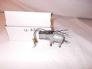 AMERICAN FLYER SMOKE UNIT & LIGHT SOCKET WORKS! FITS 300,312, 322 ETC LOT #U-33 - Picture 1 of 2