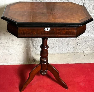 Antik Nähkasten Nähtisch Beistelltisch Tisch mit Schubkasten - Bild 1 von 11
