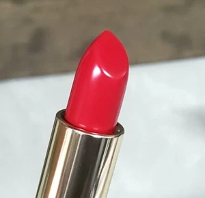 Revlon Super Lustrous Creme Lipstick ~ 61 Cherries in the Snow ~ full size NWOB - Picture 1 of 3