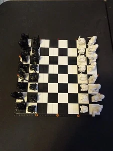 Lego 76392 Harry Potter Hogwarts Wizard’s Chess Set - Todas las piezas de ajedrez incluidas - Imagen 1 de 13