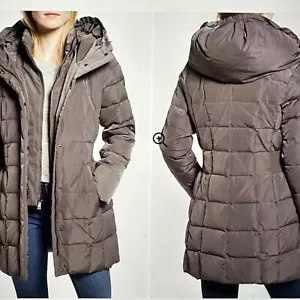 Giacca imbottita con cappuccio e piuma firmata Cole Haan taglia small grigio carbonio - Foto 1 di 14