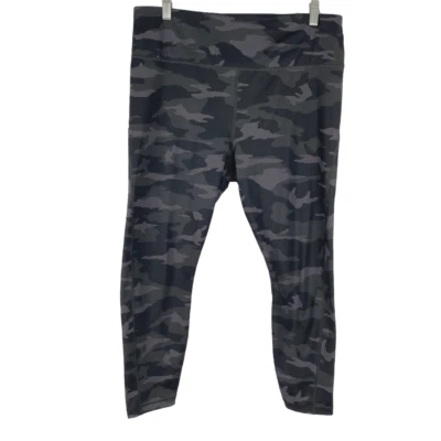Leggings ajustados para mujer Ahtleta Ultimate 7/8 grandes camuflados atléticos Foto 1 de 4