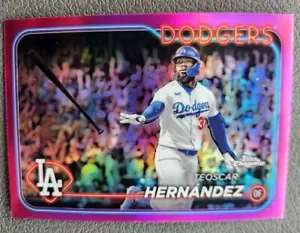 2024 Topps Chrome PINK Refractor Teoscar Hernandez Dodgers #57 - Bild 1 von 2
