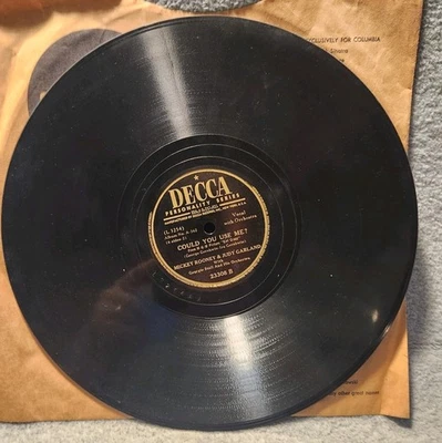 Джуди Гарленд и Микки Руни, Decca «Не могли бы вы использовать меня?» Embraceable You 10"" - Изображение 1 из 4