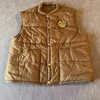 barnyard basics brown snap puffer vest 5 year safety Yellow Freight patch men M - Image 1 of 4