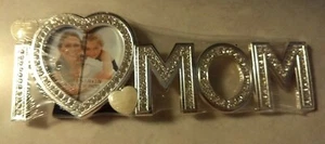 I LOVE MOM PICTURE FRAME.  NEW IN PACKAGING. - Picture 1 of 1