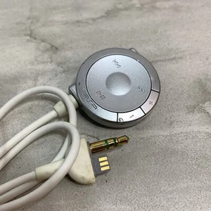 Genuine Sony PSP Remote Headphones PSP-120 Original Headphone Remote ๐ฅ๐ - Picture 1 of 3