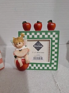 Enesco My Little Kitchen Fairies Bilderrahmen Fee auf Apfel essen mit Box - Bild 1 von 4