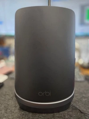 NETGEAR Orbi RBSE960 Quad-Band AXE11000 Wi-Fi 6E Mesh-Zusatzsatellit Satelite - Bild 1 von 3