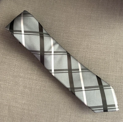 Corbata ajustada a cuadros gris/negro Alfani para hombre nueva con etiquetas Foto 1 de 4