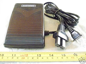 FOOT CONTROL PEDAL for Husqvarna Viking Huskylock 901 905 910 300 340D #30990 - Picture 1 of 4