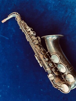 Saxofón alto KING ZEPHYR *ESPECIAL* de colección - reacolchado PERFECTO - Se envía GRATIS Foto 1 de 4