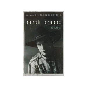 1990 Release - Garth Brooks - No Fences Cassette (C4 93866) - Picture 1 of 4