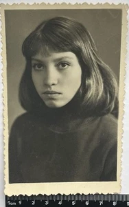 Hübsche süße junge Frau bezaubernd attraktiv Dame Mädchen Schnappschuss altes Foto #4453 - Bild 1 von 3