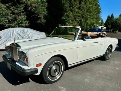 Rolls-Royce Corniche 1976  Foto 1 de 4