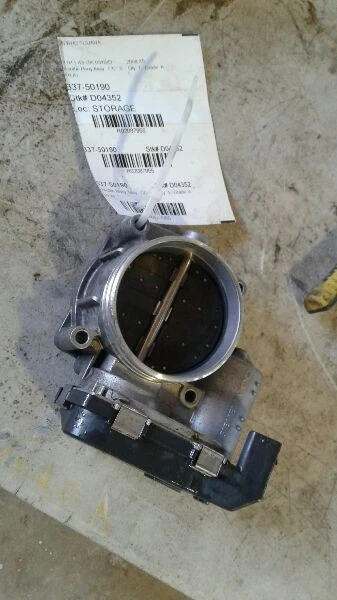 Throttle Body 3.0L 6 Cylinder Fits 07-13 BMW 328i 2087955 - Image 1 of 3
