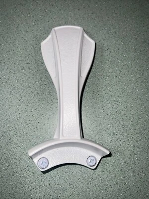 Hampton Bay Rockport 52" ceiling fan - PARTS ONLY - BLADE ARM - Image 1 of 4