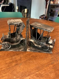 Vintage Automobil Modell T Metall Buchstützen Volkskunst - Bild 1 von 3