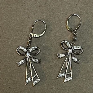 Earrings, Bows - Picture 1 of 12