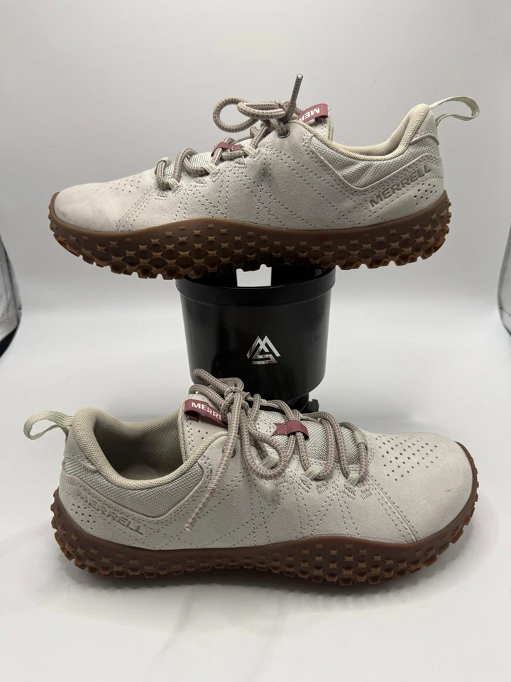 NOVO Sapato de Trilha Merrell Quantum Grip – Feminino Tamanho 9.5 - Bege Goma - J036004 - Imagem 1 de 4
