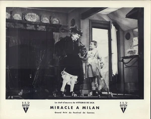MIACLE à MILAN -1950/51 - V.de SICA-CARTOLINE d'exploitation-RKO-23,5 x 29,5 cm - Foto 1 di 1