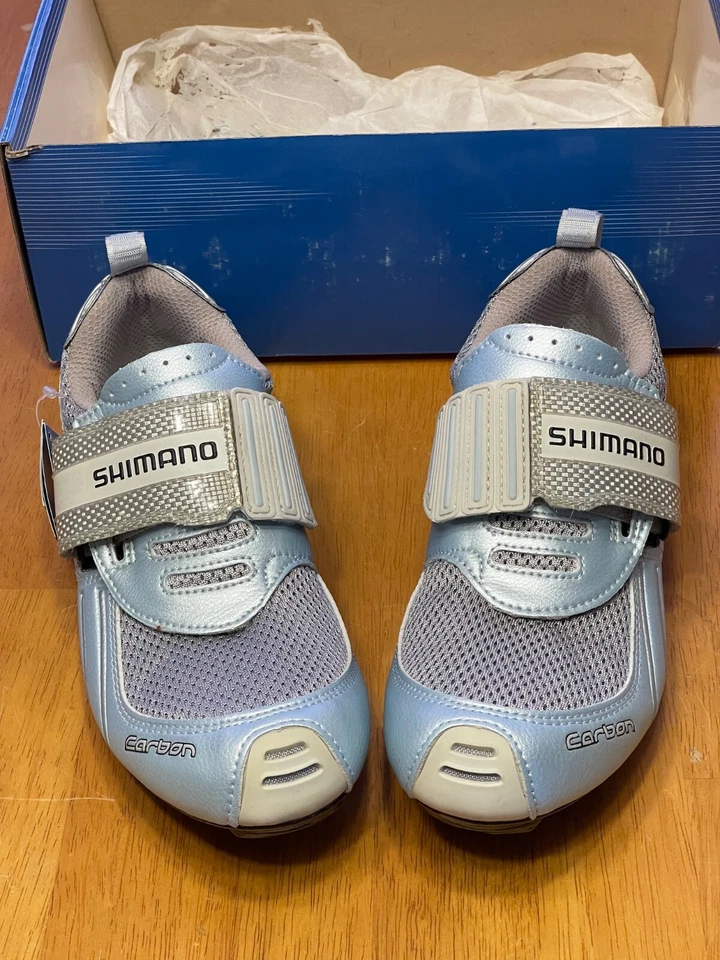 Parte inferior de carbono Shimano SH TRO2W para mujer, EE. UU. 7, UE 40, 3 pernos, azul/plateado Foto 1 de 4