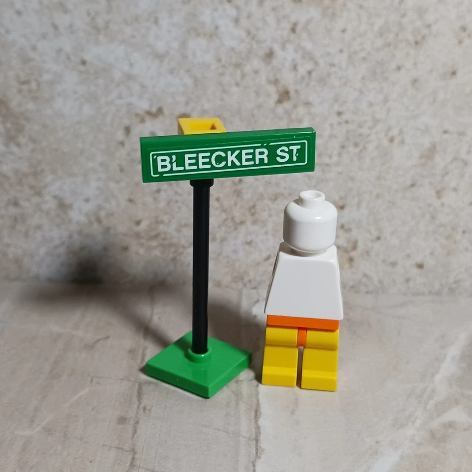 LEGO Spiderman Spidey nombre de calle Bleecker St soporte incluido letrero de ciudad Foto 1 de 1