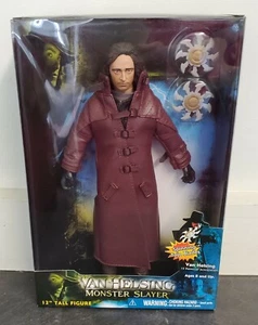 Van Helsing Monster Slayer 12" Tall Figure with Spinning Tojo Blades - Picture 1 of 2