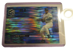 2000 Upper Deck HoloGrFX - #56 Trevor Hoffman - Picture 1 of 1