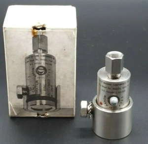 PMC PT-30-N-HC-S Miniature Pneumatic Pressure Transmitter - Picture 1 of 6