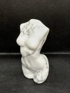 Howlith Frauen nackt Quarz Kristall Schädel geschnitzte Figuren Heilung Reiki Edelstein USA - Bild 1 von 4