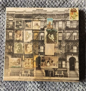 Led Zeppelin - Physical Graffiti at 50 - rare limited COLOR vinyl 3 LP #184/300 - Picture 1 of 2