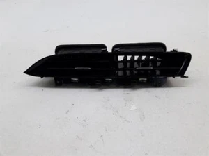 VAUXHALL MK5 (F) P2JO 2019 consola central ventilación trasera - Imagen 1 de 4