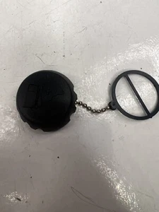 McCulloch Chainsaw Gas Fuel Cap 300564 300266 310125 OEM NOS - Picture 1 of 7