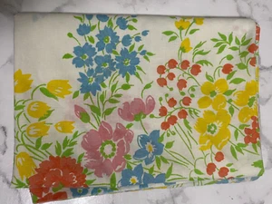Vintage 70s Cannon Monticello Standard Pillowcase Floral Multicolor No-Iron - Picture 1 of 7