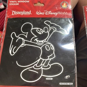 PEGATINA DE VENTANA DE VINILO DISNEYLAND Disney MICKEY MOUSE 6"" NUEVA - Imagen 1 de 8