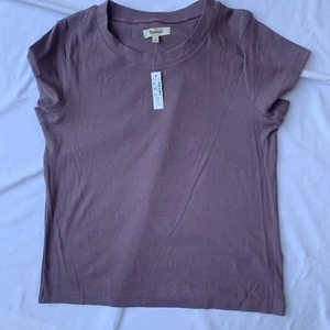 MADEWELL Purple Supima® Fitted Rib Short Sleeve Tee Size LARGE Style ND836 NWT - Picture 1 of 11