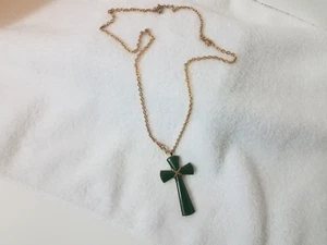 Vintage Avon Large Faux Jade Goldtone Reversible Necklace - Picture 1 of 5