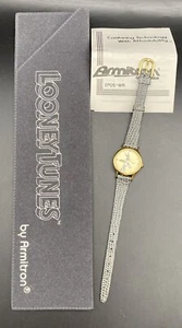 Vintage 1989 Armitron Looney Tunes BUGS BUNNY Quartz Damenuhr UNBENUTZT 15/2200 - Bild 1 von 15
