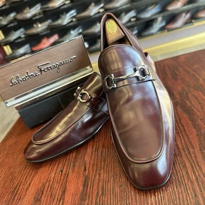 Mocassim Masculino de Couro Borgonha Ferragamo $960 Tamanho 12 EE WIDE EUA Fabricado na ITÁLIA - Imagem 1 de 4