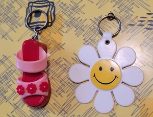 2 VTG 70's Keychains. Very cool!! Platform Shoe & Daisy Smiley Face Pizza Hut. - Picture 1 of 10