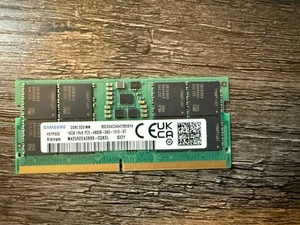 Samsung 16GB DDR5-4800 PC5 1Rx8 SODIMM Laptop Memory RAM M425R2GA3BB0 - Afbeelding 1 van 1