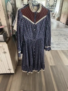 GUNNE SAX Vintage 70’s Navy Blue Floral Prints Cottegecore Prairie Dress - Picture 1 of 12