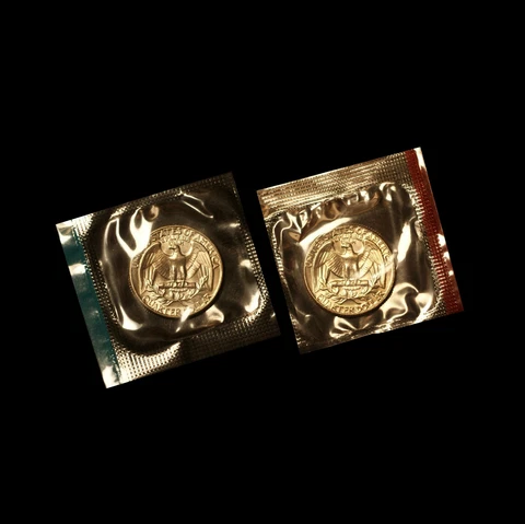 1977 P+D  Washington Quarter ~ Uncirculated in Cellophane from Mint Set Cover