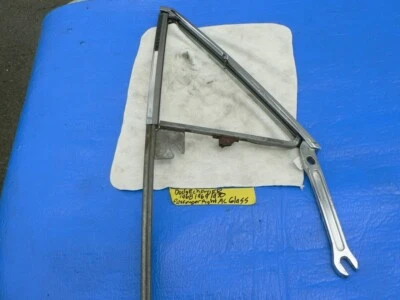 DODGE CHARGER PLYMOUTH GTX WING VENT WINDOW FRAME FOR GLASS RIGHT 1968 - 1970 Foto 1 de 4