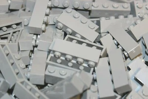 Lego® Konvolut 3010 Hellgrau Stein 1 x 4 Brick 20 Stück - Picture 1 of 1